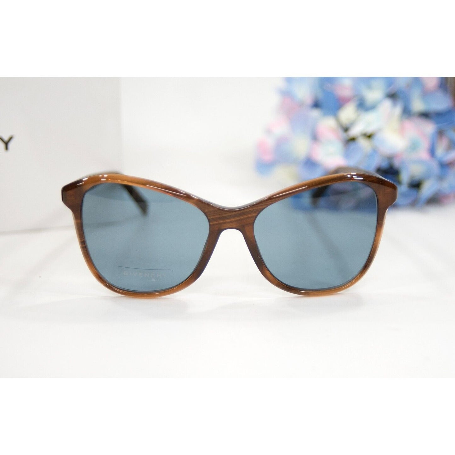 Givenchy GV7198 Brown Gold Oversize Cat Eye Acrylic Logo Sunglasses NWT Case