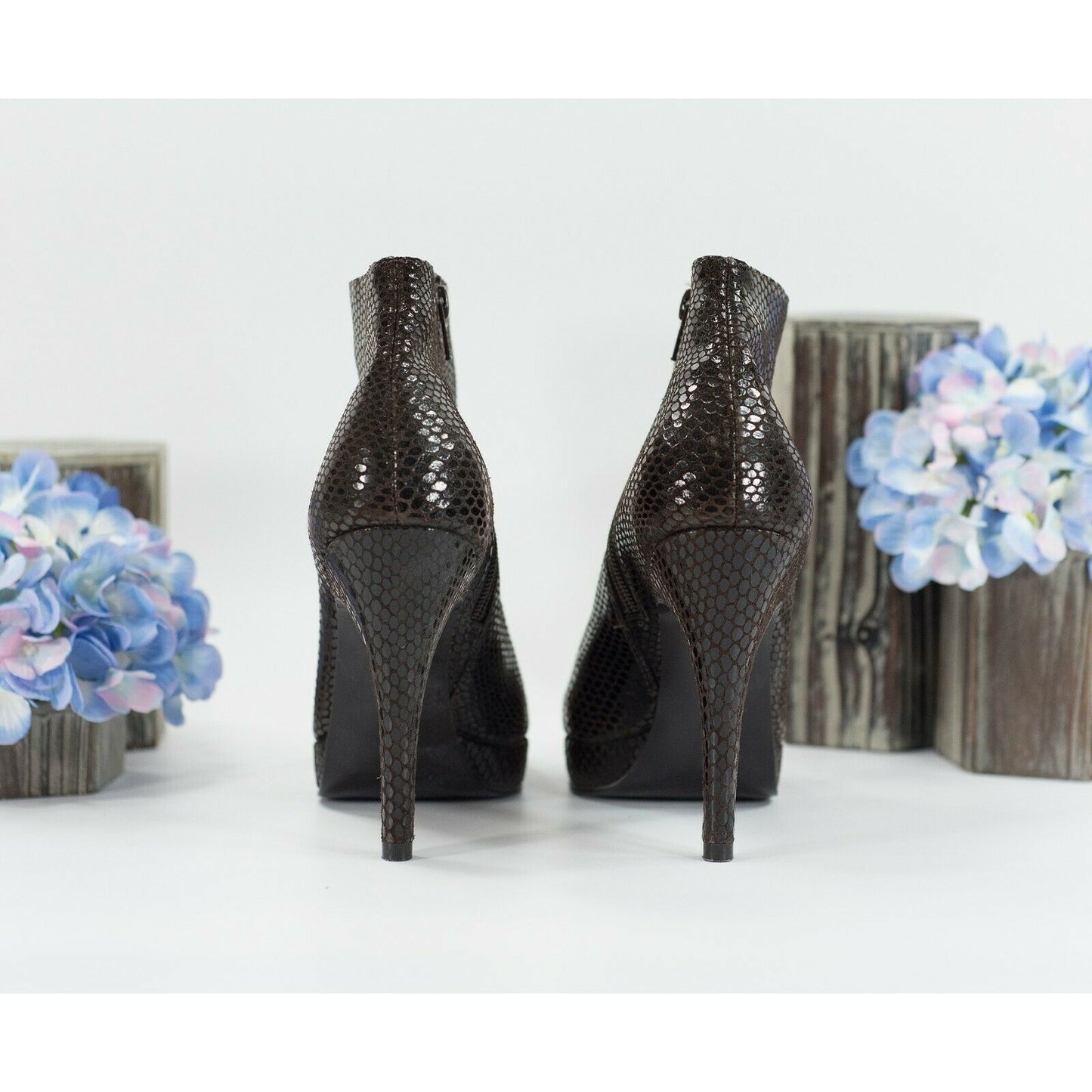 Steve Madden Survey Brown Leather Snake High Heel Bootie Size 9