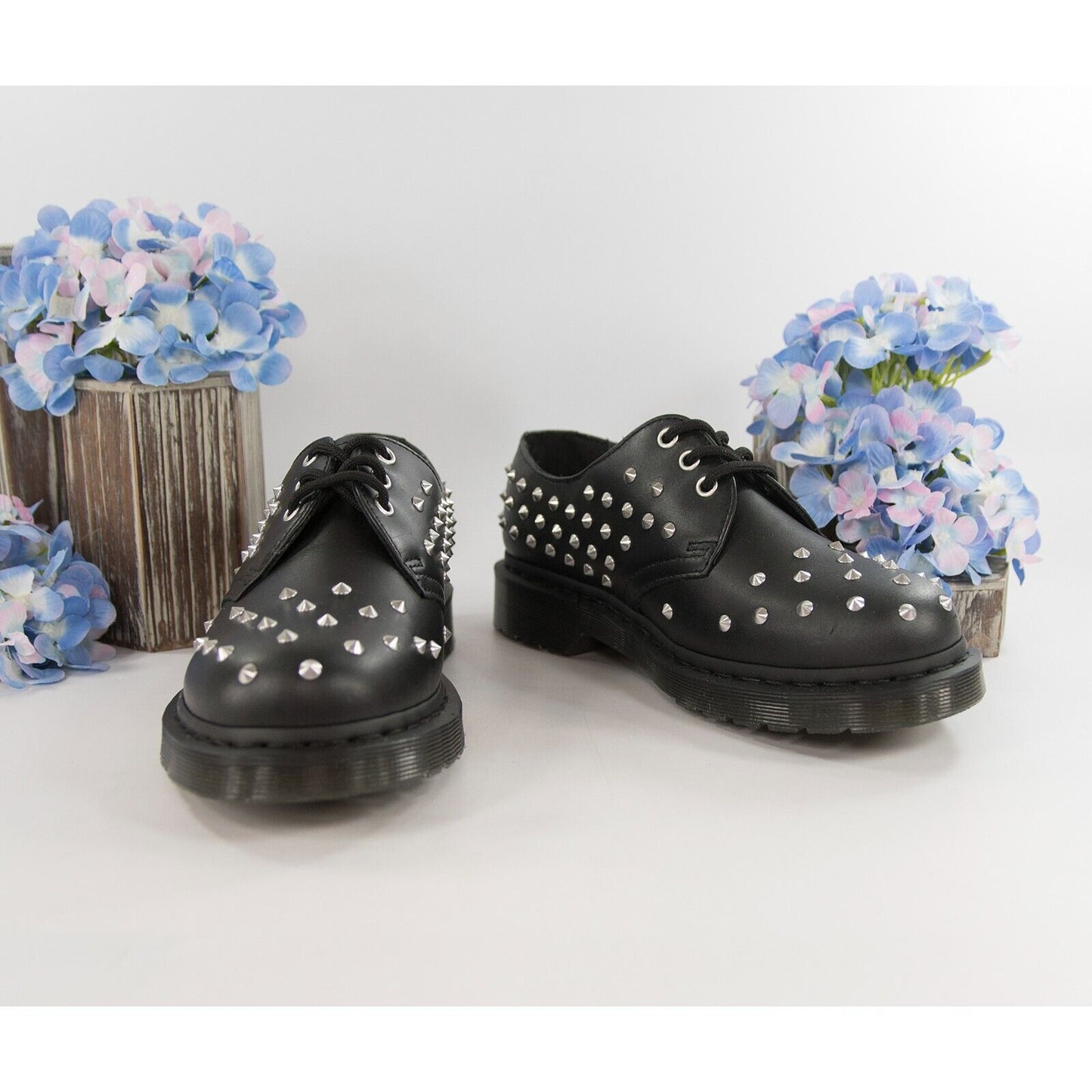 Dr. Martens Black Studded Leather Wanama 1461Oxford Lace Up Shoes Size 7 NIB