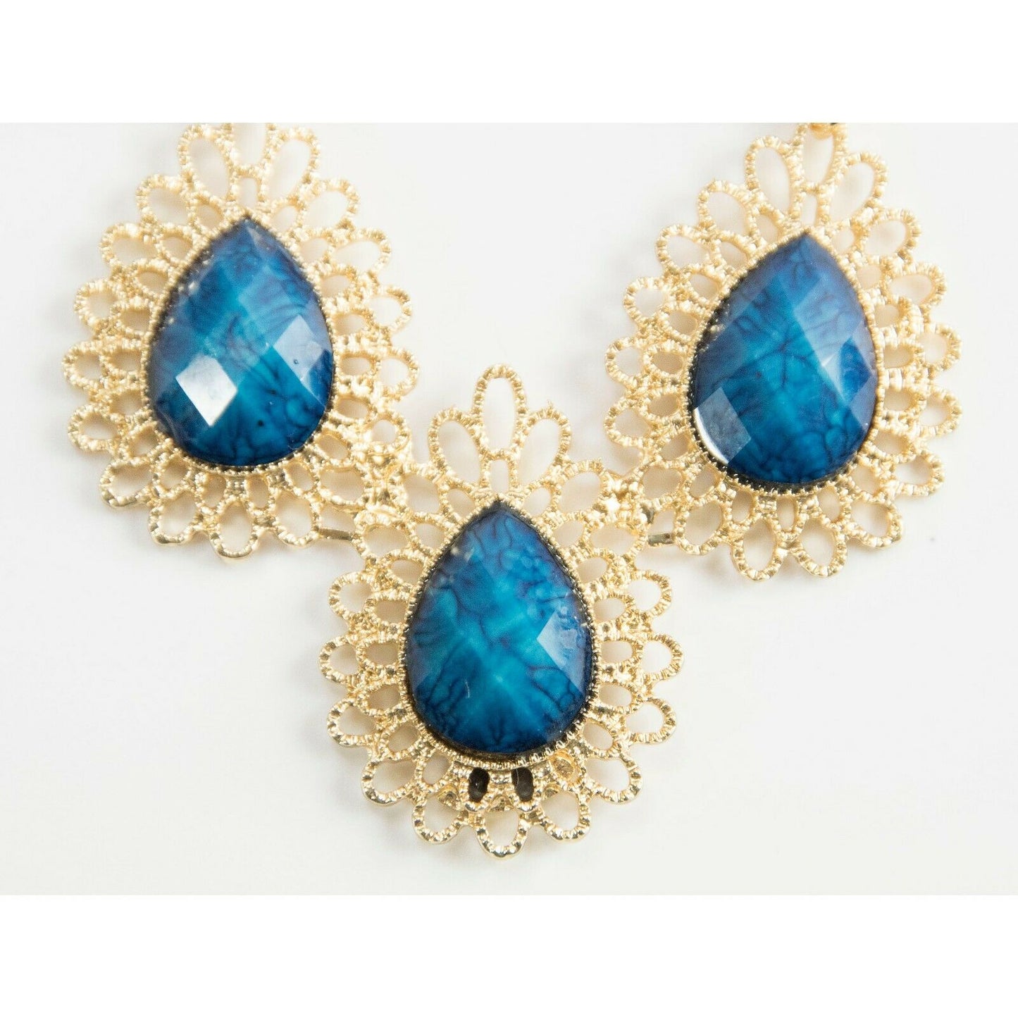 Amrita Singh Lapis Resin Filigree Surf Lodge Gold Tone Necklace NKC 9931 NWT