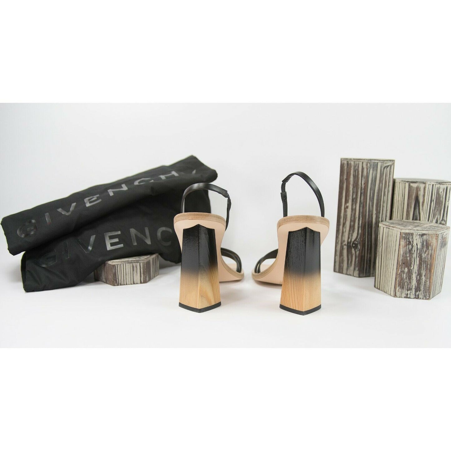 Givenchy Losange Black Leather 100MM Diamond Show Runway Heels Size 39.5 9.5 NIB