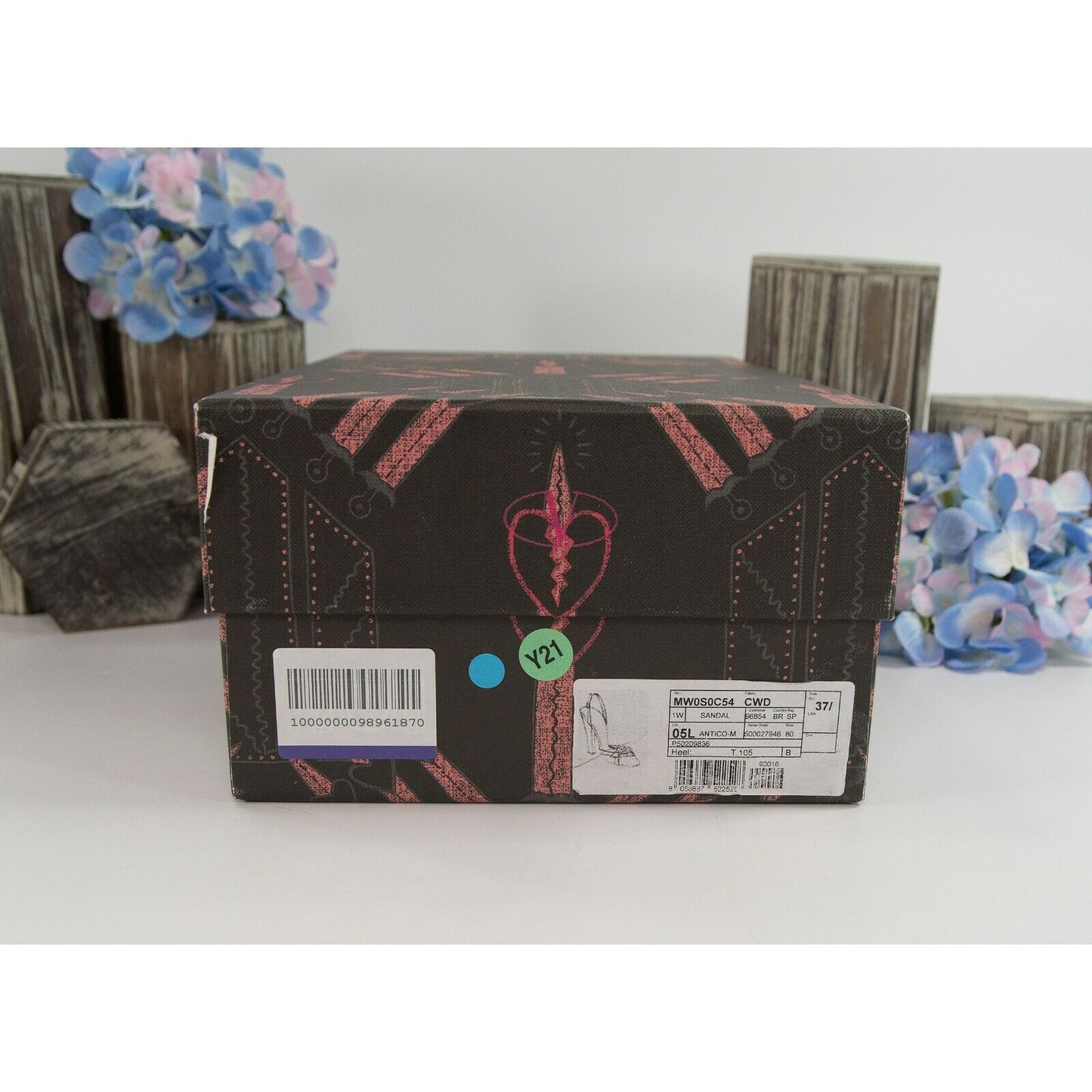 Valentino Limited Edition Cupid Heart Army Green Suede Python Heels 37 7 NIB
