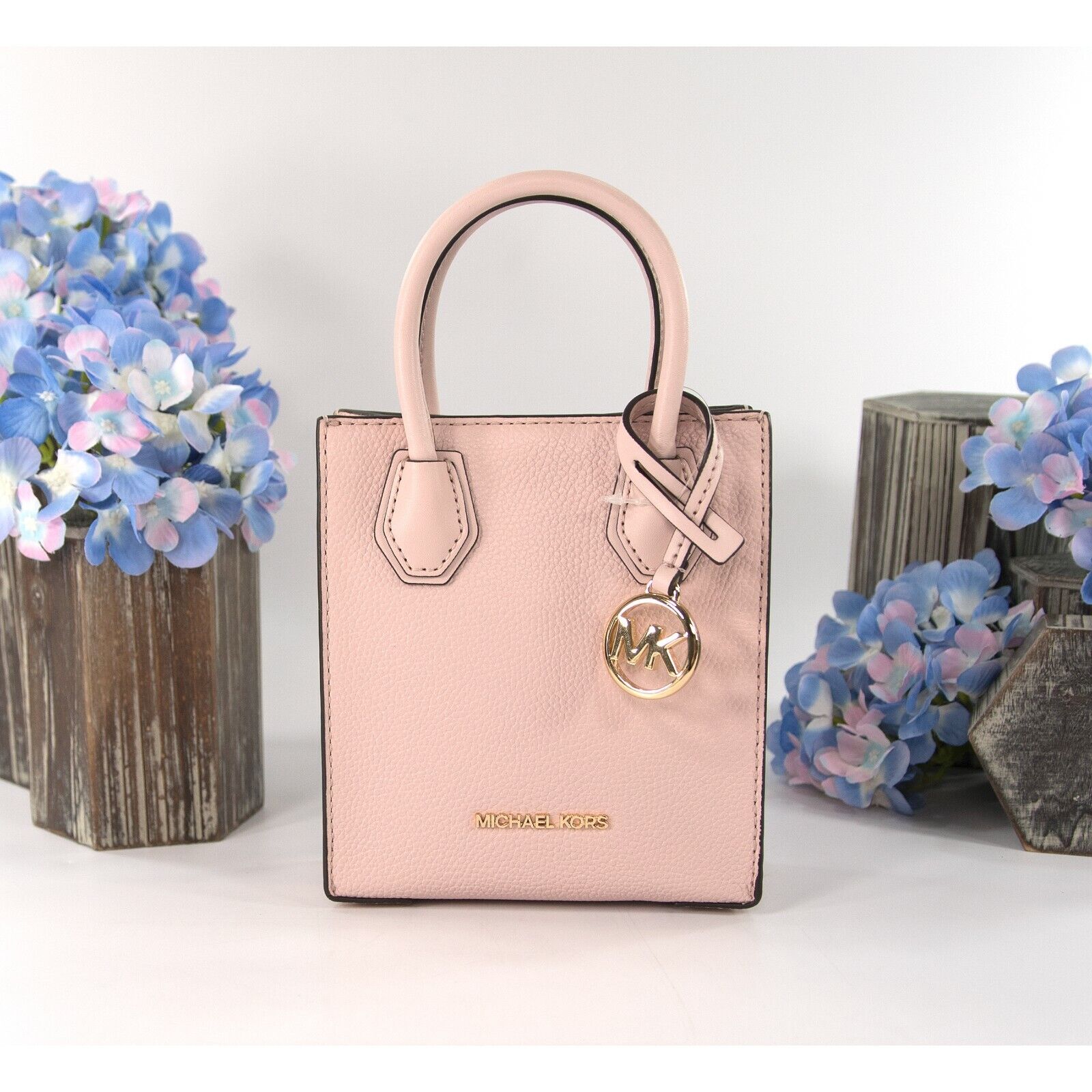 Michael Kors Powder Pink Leather Mercer XS Extra Small Convertible Cro –  Design Her Boutique