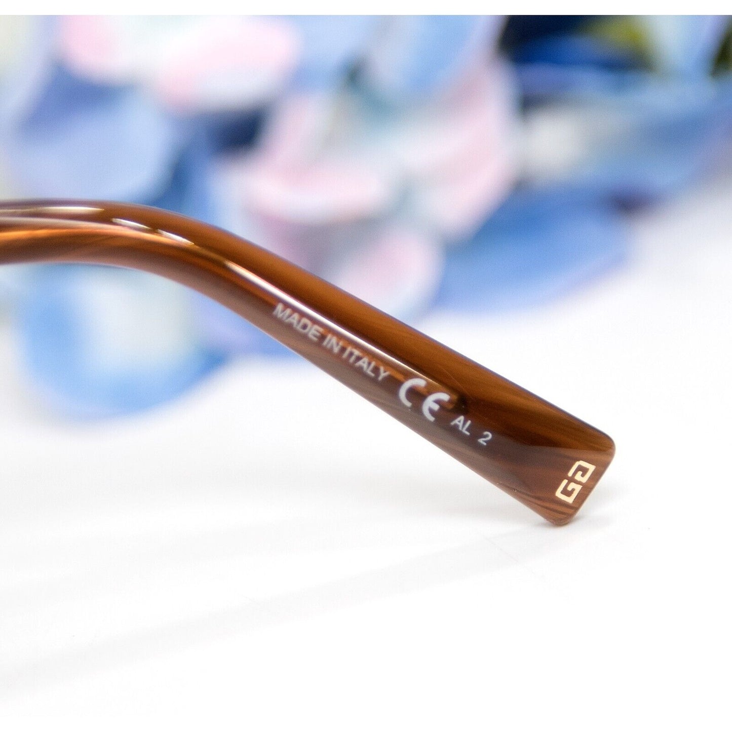 Givenchy GV7198 Brown Gold Oversize Cat Eye Acrylic Logo Sunglasses NWT Case