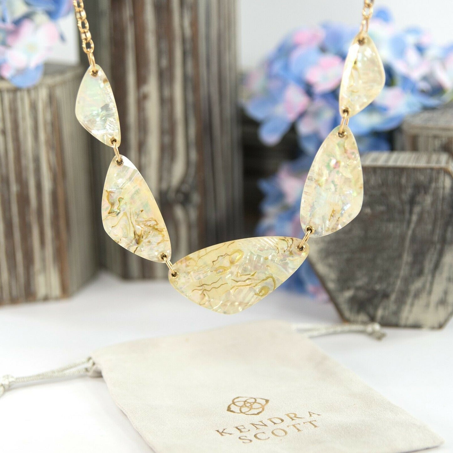 Kendra Scott McKenna White Abalone Gold Statement Necklace NWT