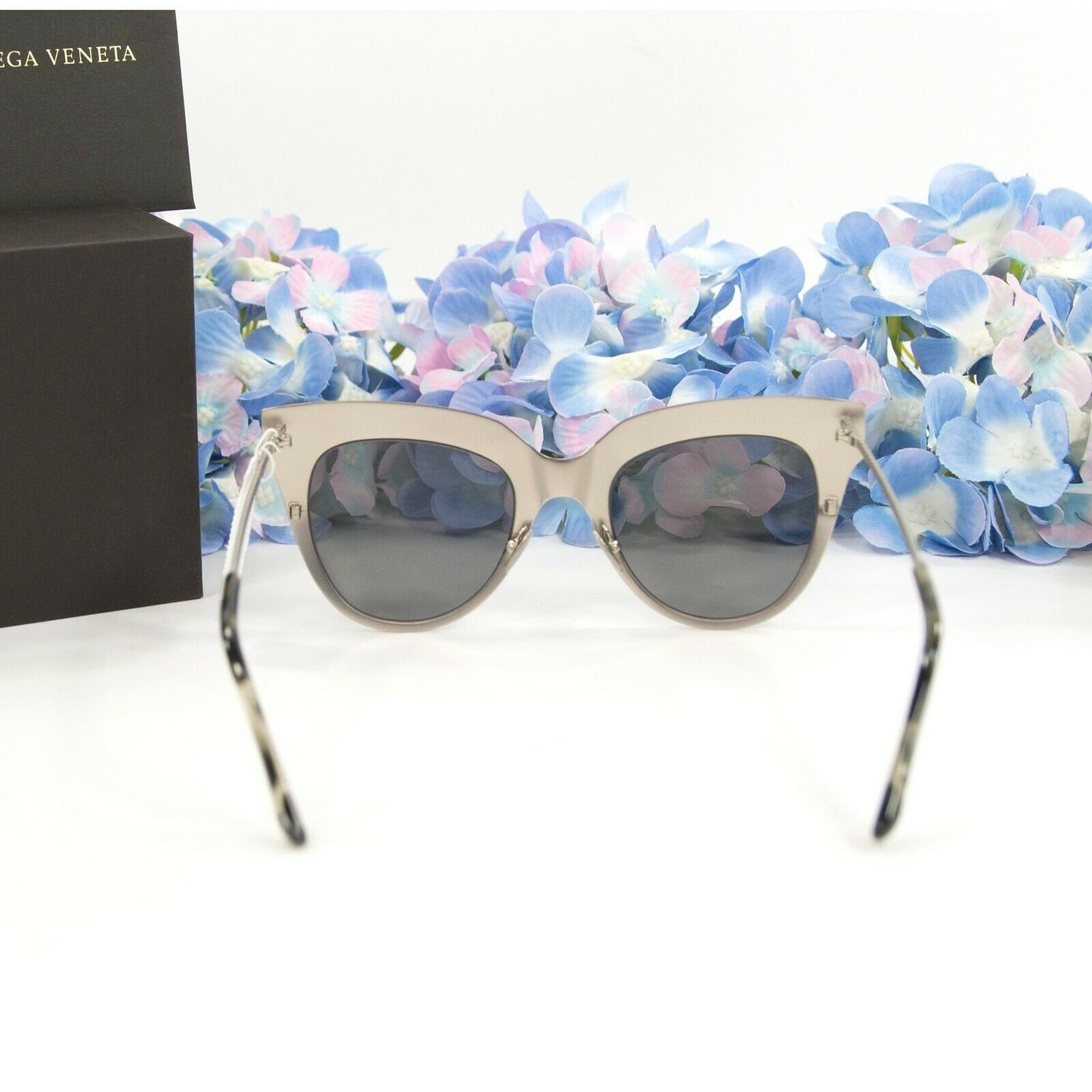 Bottega Veneta Burnished Thin Frame Cat Eye Metal Logo Sunglasses NWT Case