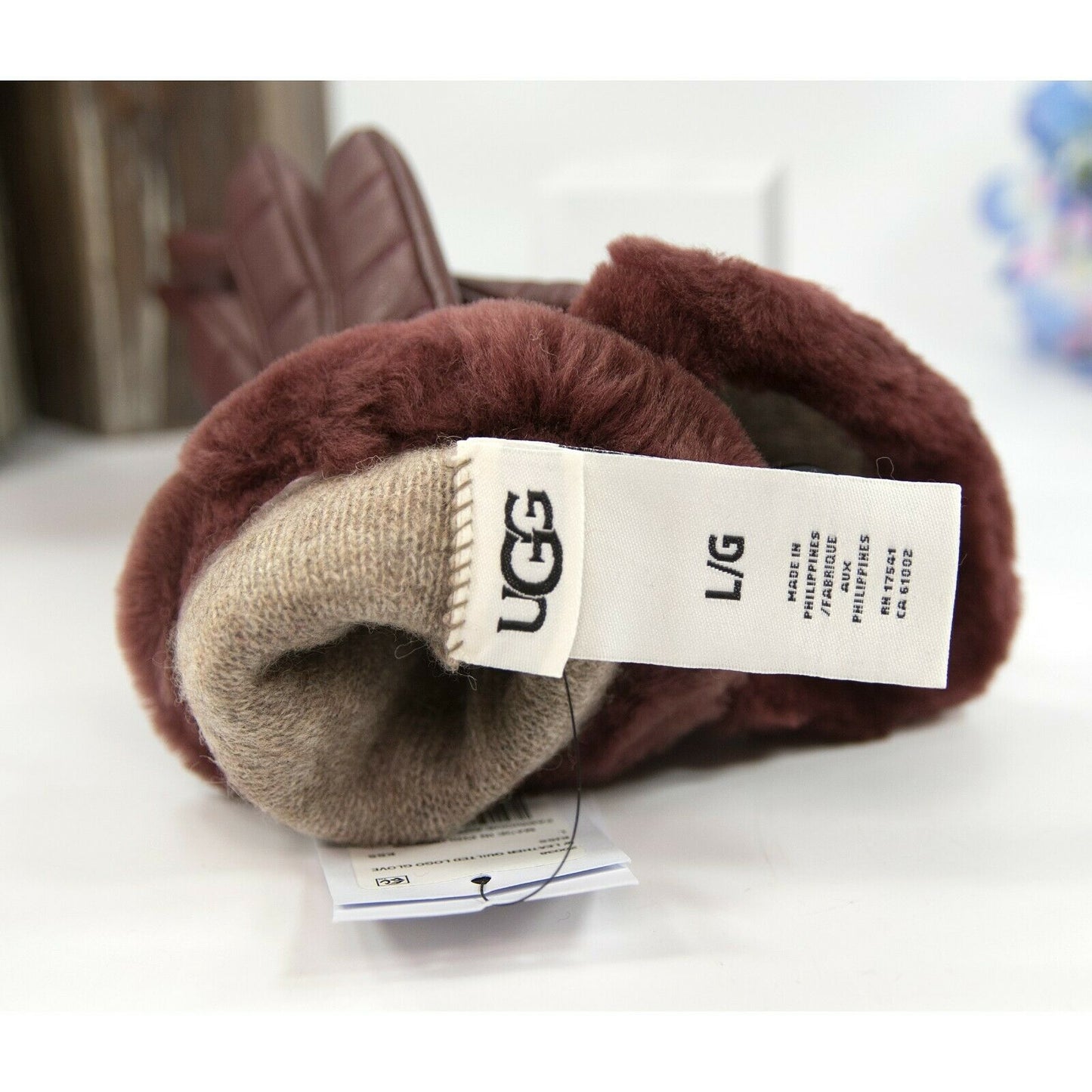 Ugg Burgundy Quilted Leather Conductive Tech Palm Shearling Fur Gloves Large