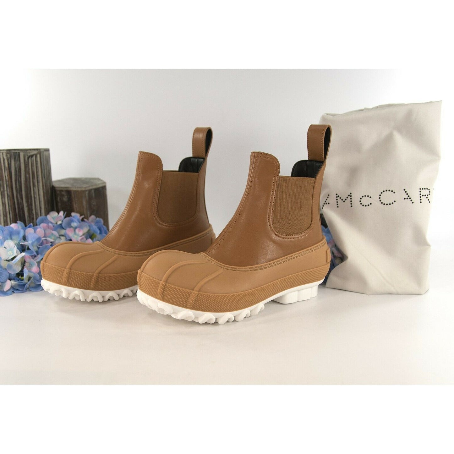 Stella McCartney Cuoio Vegan Leather Chain Sole Chelsea Duck Bootie Boots 36 NIB