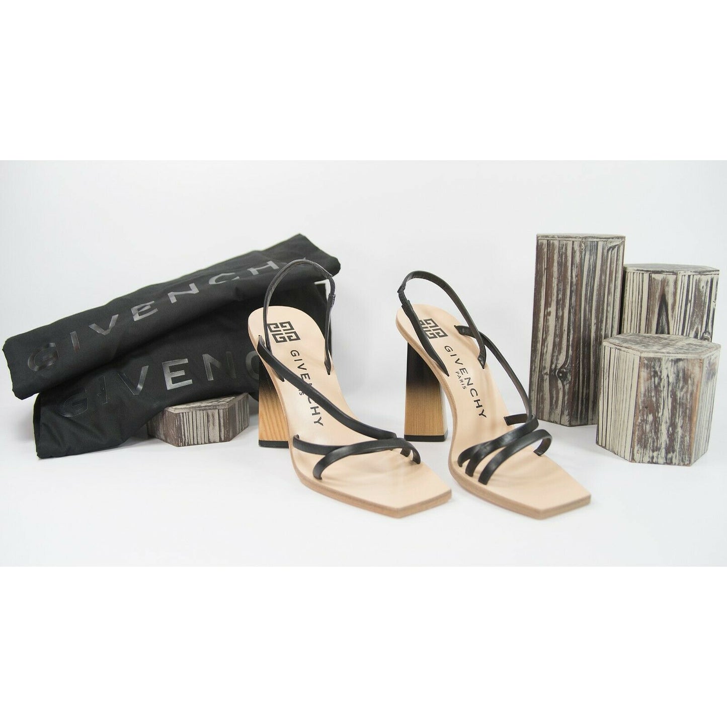 Givenchy Losange Black Leather 100MM Diamond Show Runway Heels Size 39.5 9.5 NIB