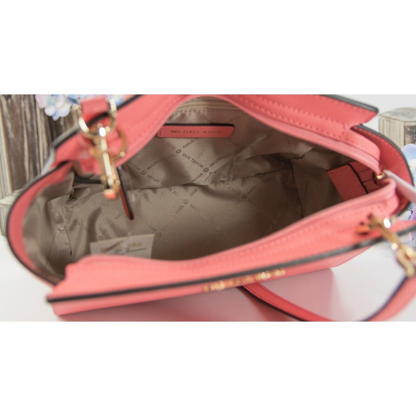 Michael Kors Grapefruit Leather Selma Medium Messenger Crossbody Bag NWT