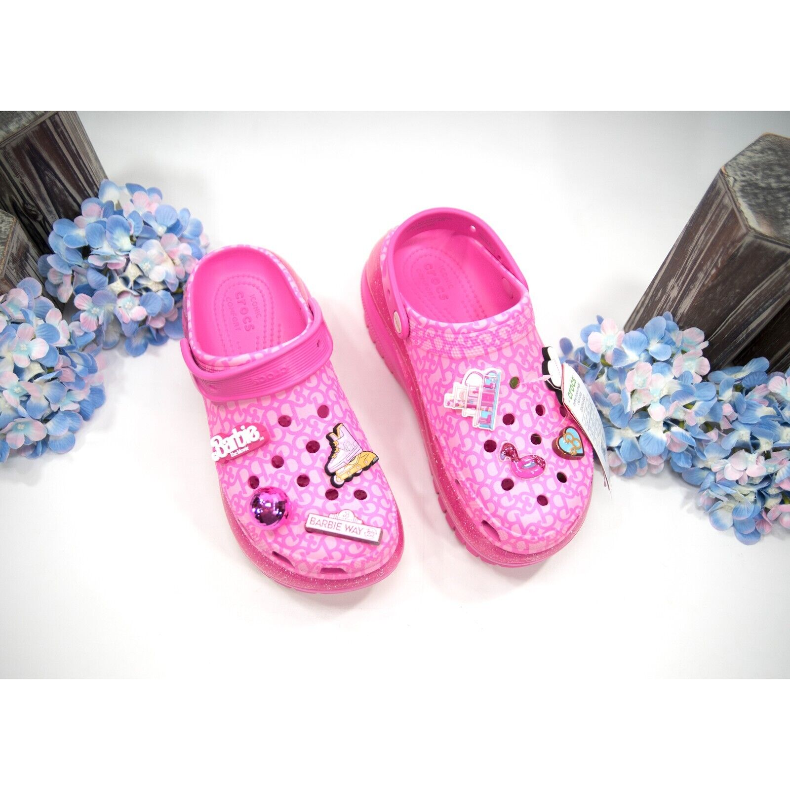 Crocs X Barbie The Movie Electric Pink Mega Crush Clog with Jibbitz NW –  Design Her Boutique