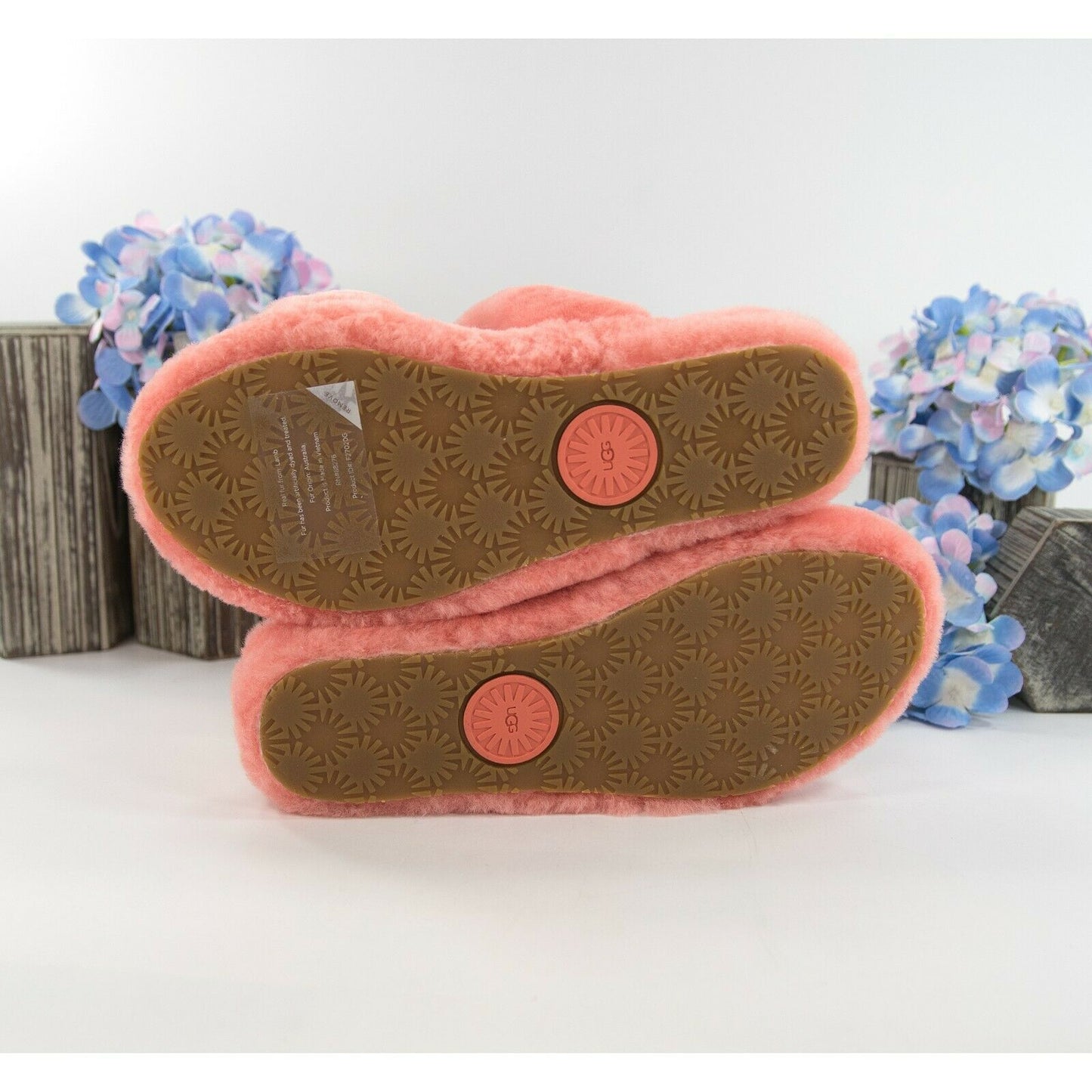 UGG Fluff Oh Yea Coral Bling Sheepskin Fur Slippers Slides Sandals Sz 6 NIB