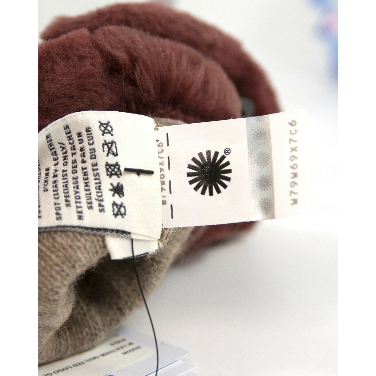 Ugg Burgundy Quilted Leather Conductive Tech Palm Shearling Fur Gloves Large