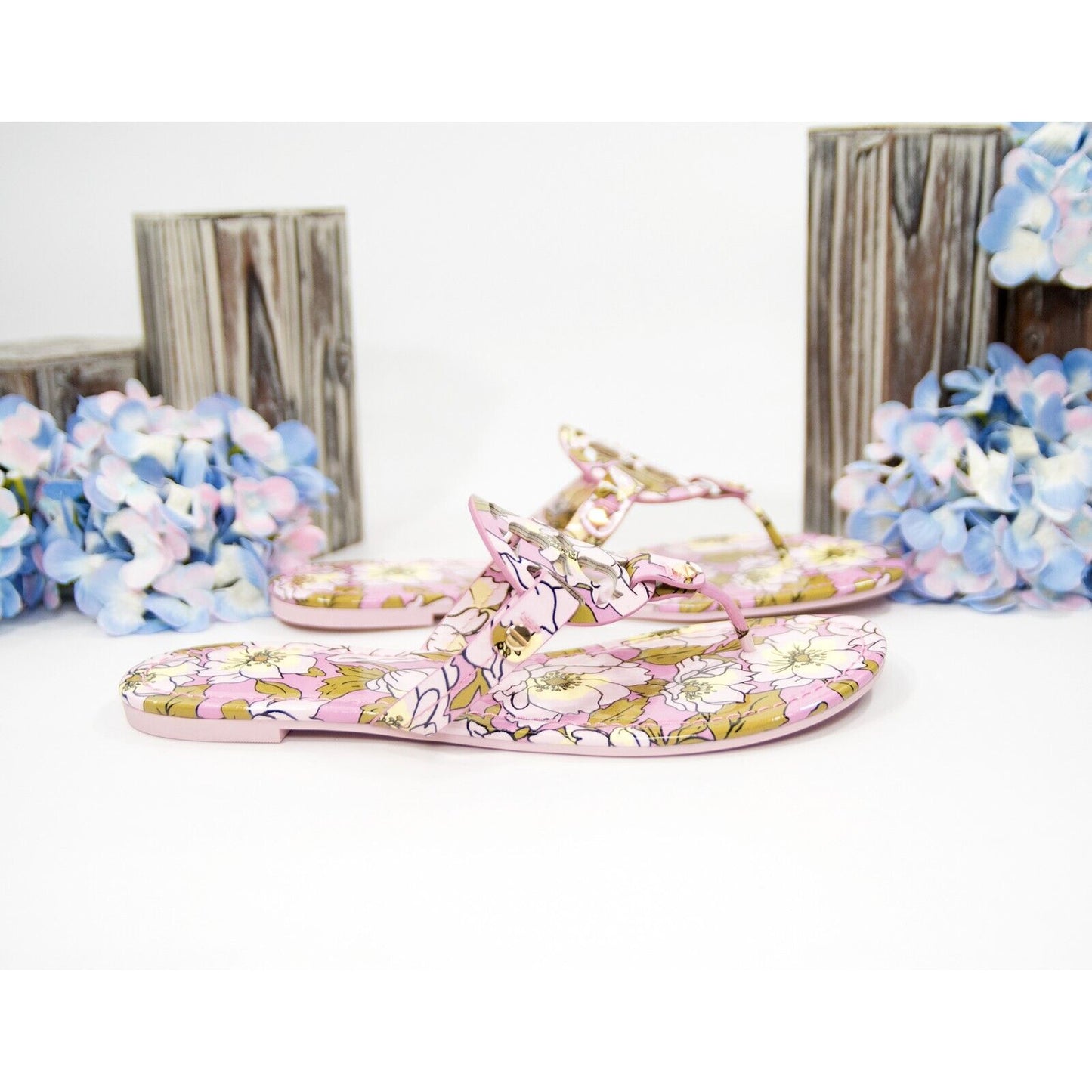 Tory Burch Miller Purple Bold Flower Patent Leather Sandals Size 7 NIB