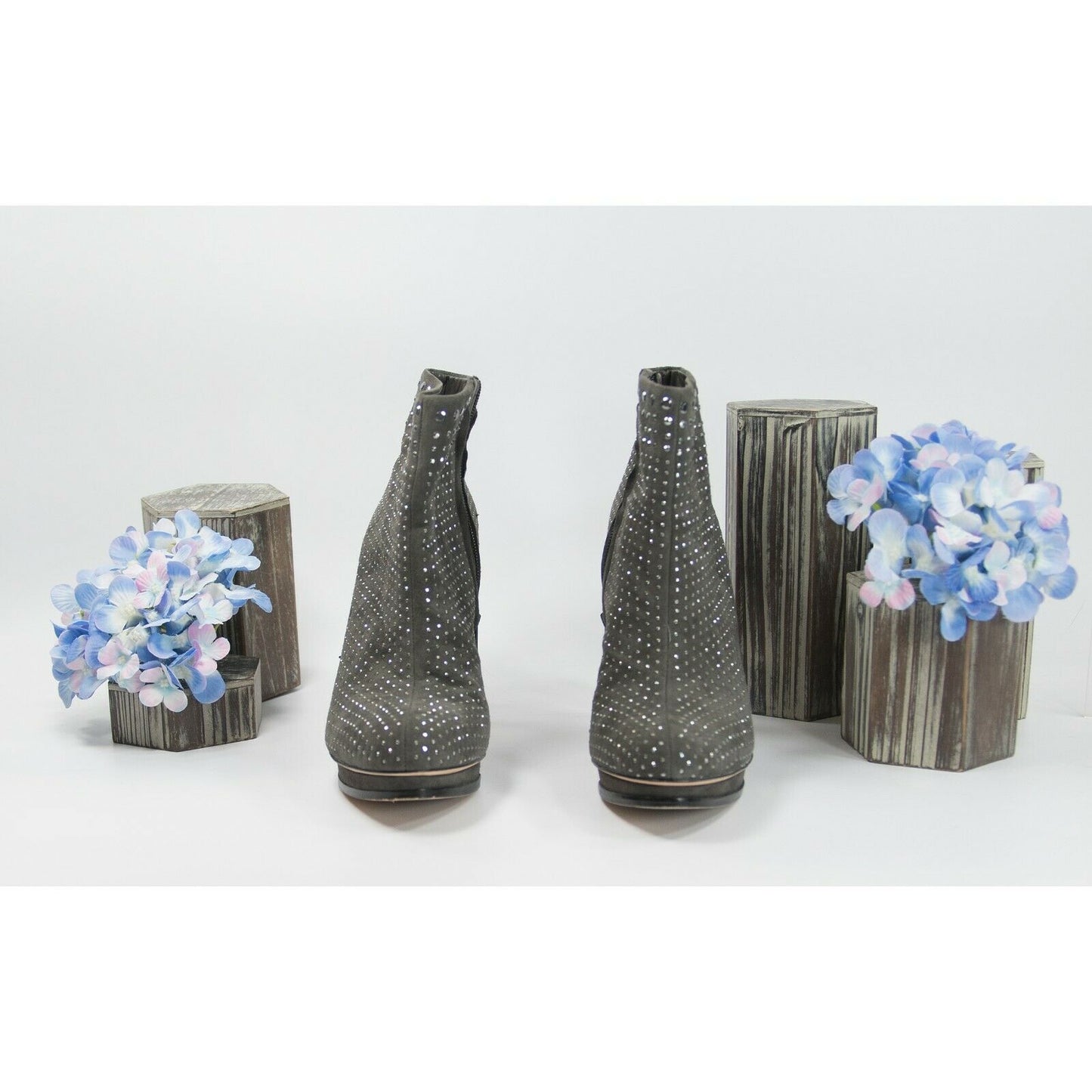 BCBG MaxAzria Grigio Grey Studded Kid Suede Leather High Heel Bootie Size 9.5