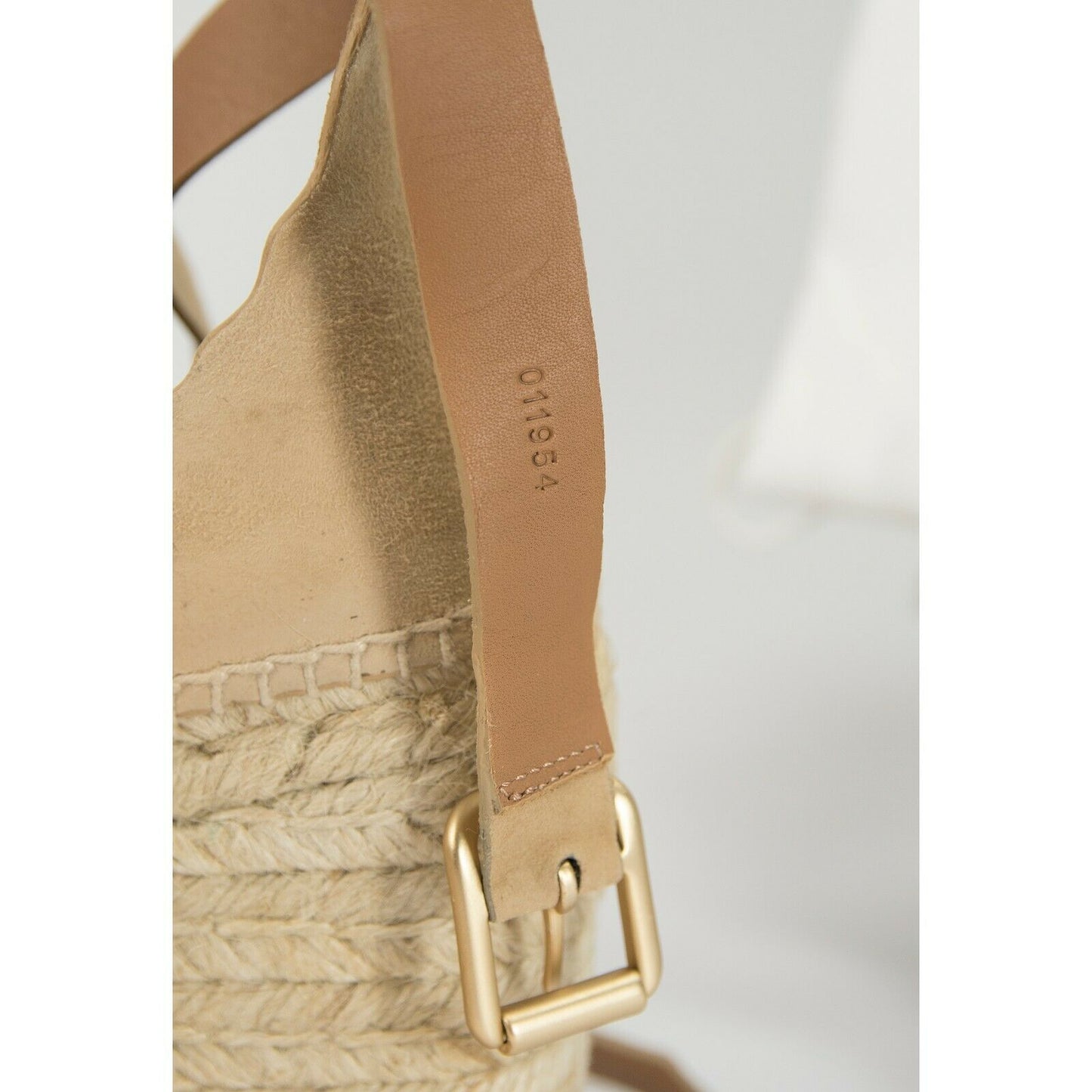 Chloe Lauren Reef Shell Suede Espadrille Wedge Heels Sandals Size 40 10 NIB