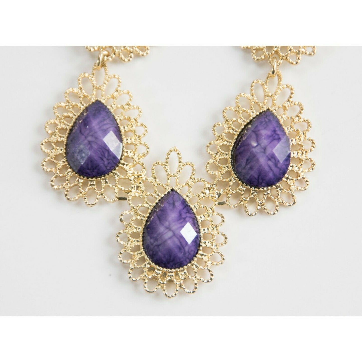 Amrita Singh Amethyst Resin Filigree Surf Lodge Gold Tone Necklace NKC 9931 NWT