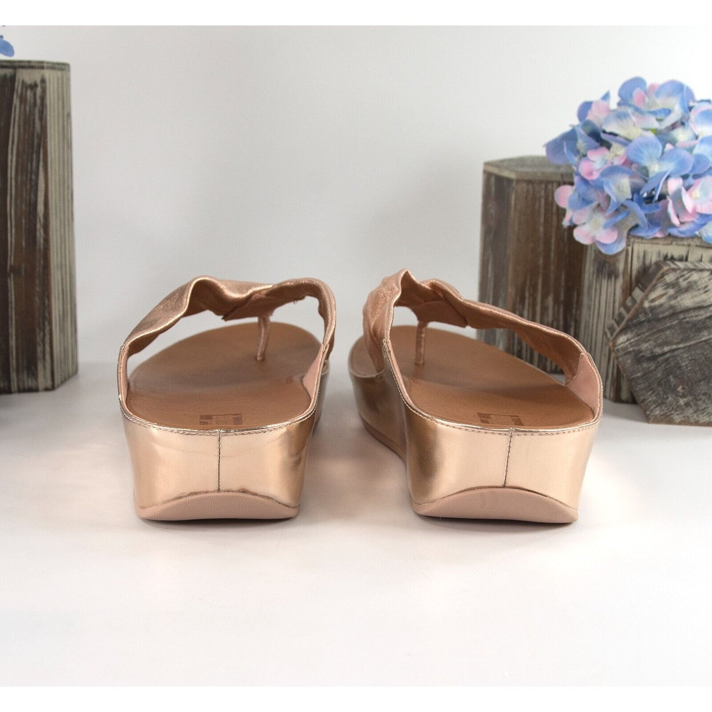 FitFlop Twiss Rose Gold Leather Slides Mule Wedge Sandals Size 39 NIB