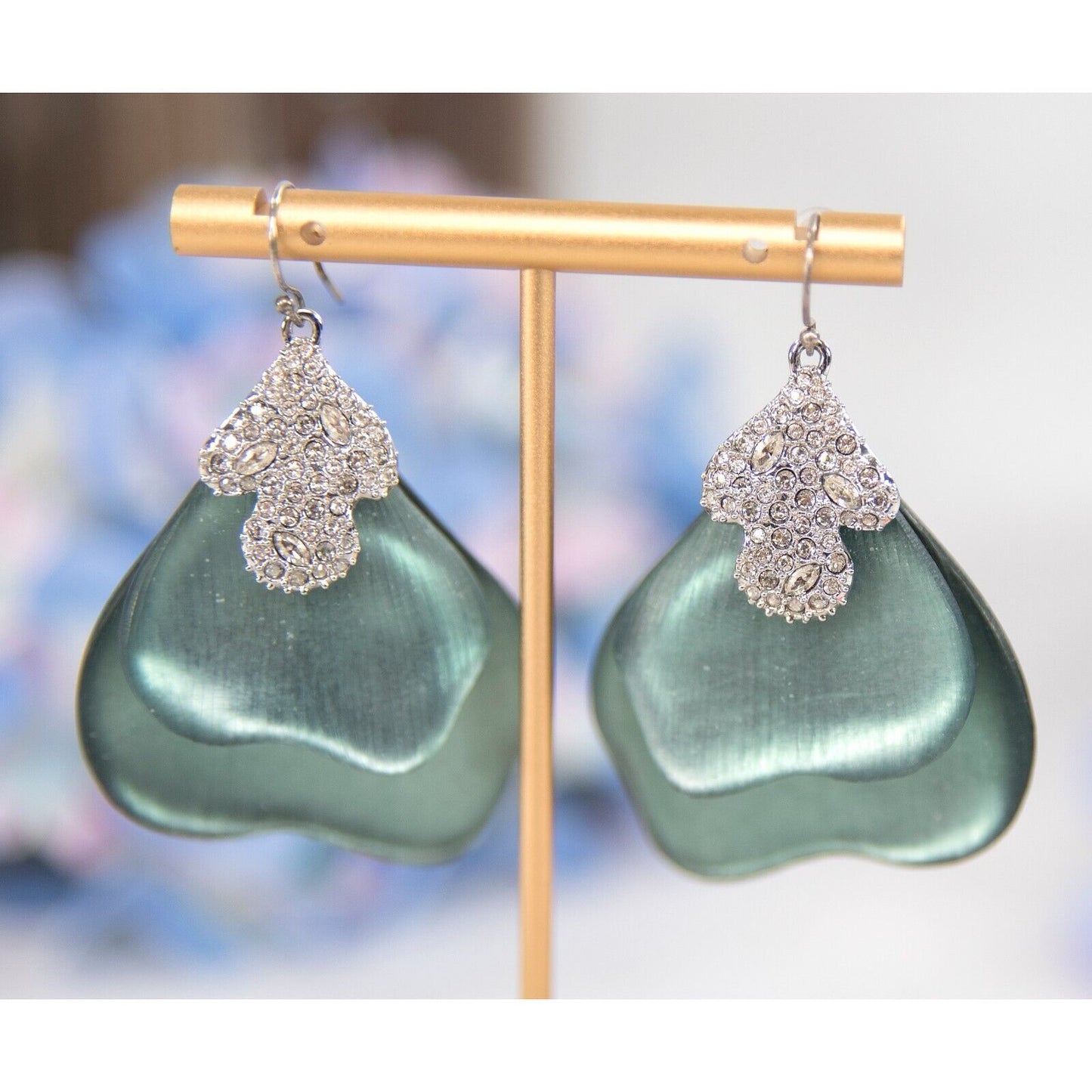 Alexis Bittar Sky Blue Lucite Abstract Leaf Rhodium Plated Drop Earrings NWT