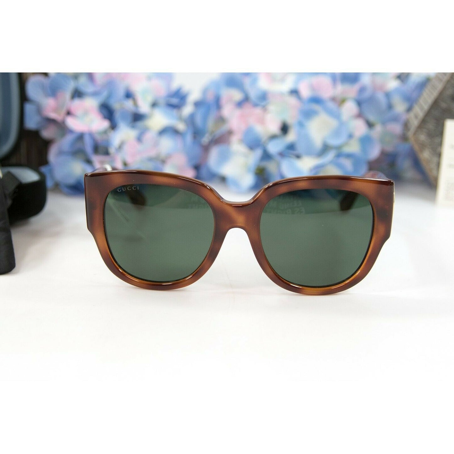 Gucci Avana Tortoise Oversize Cat Eye Sunglasses NWT GG0142SA