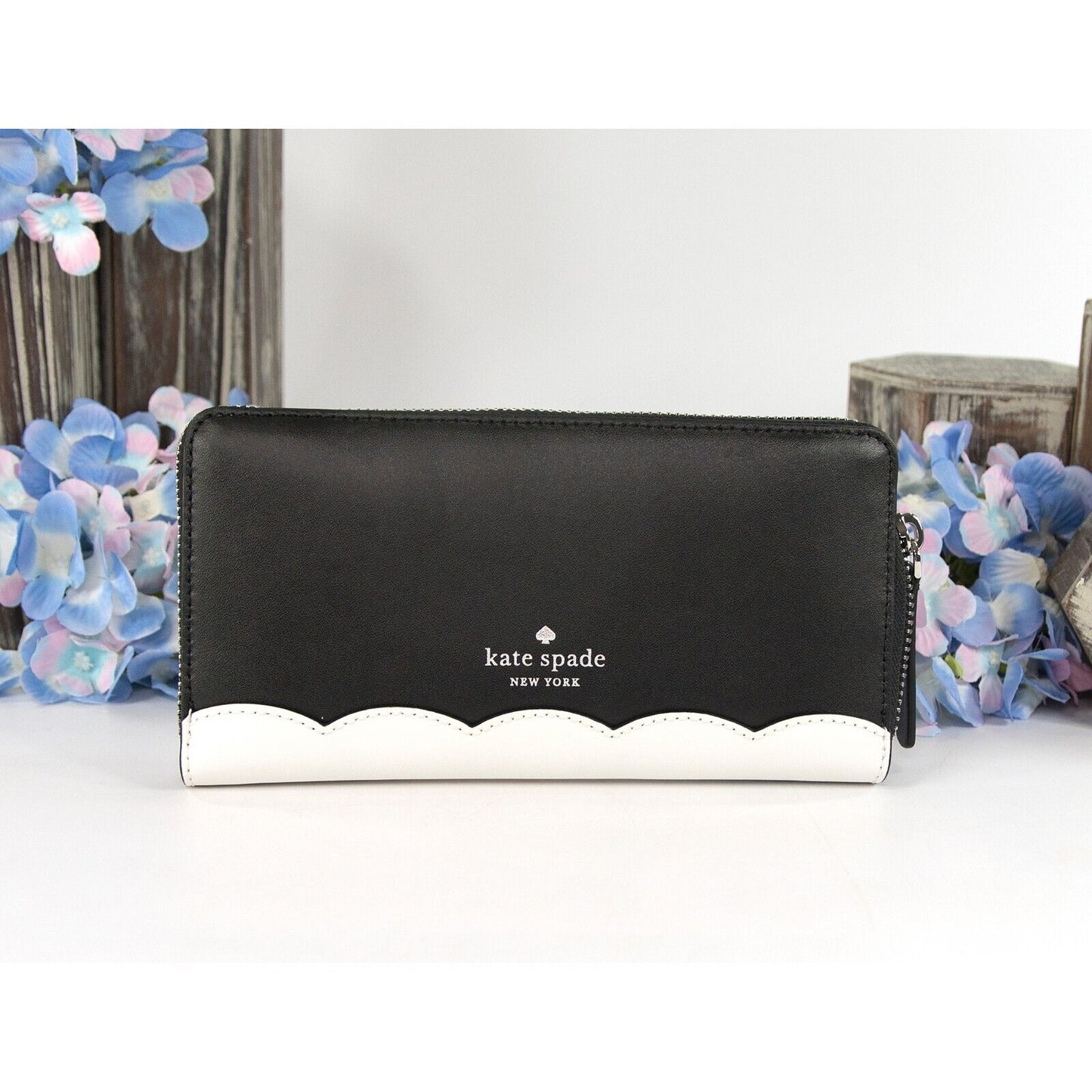 Kate Spade Black Leather Frosty Penguin Large Zip Around Lacey Wallet NWT