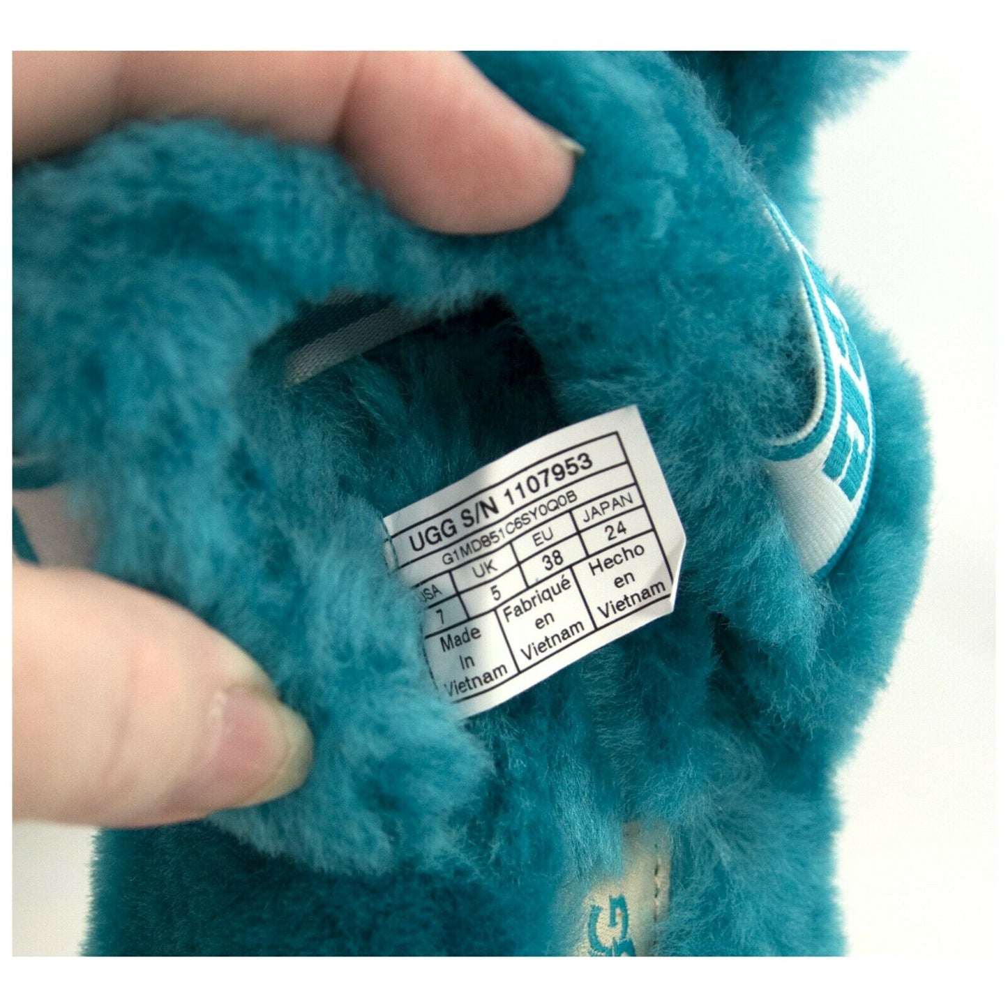 UGG Fluff Oh Yea Aqua Blue Sheepskin Fur Slippers Slides Sandals Sz 7 NIB