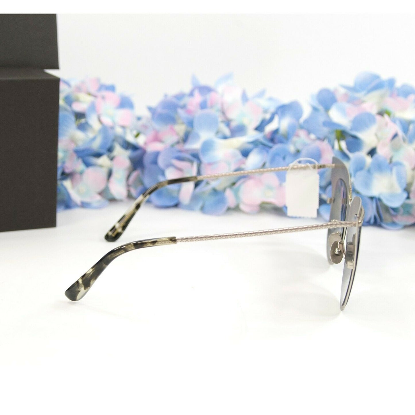 Bottega Veneta Burnished Thin Frame Cat Eye Metal Logo Sunglasses NWT Case