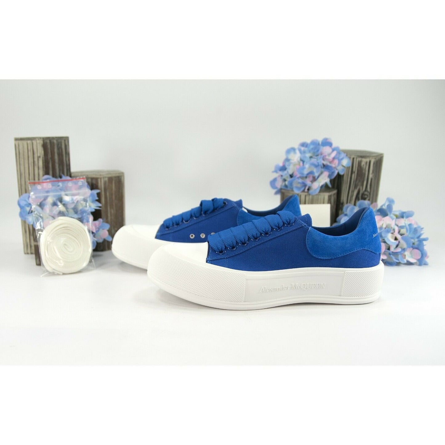 Alexander McQueen Deck Oversized Ultramarine Suede Canvas Sneakers 39.5 NIB