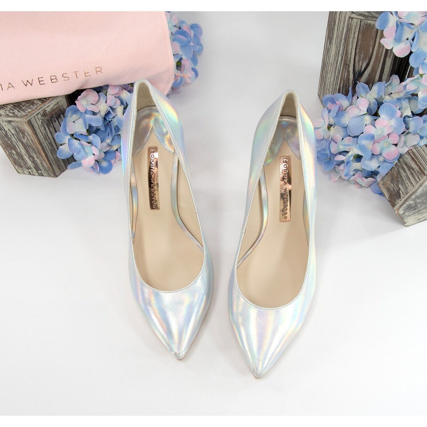 Sophia Webster Flo Flamingo Silver Holographic Metallic Leather Heels Sz 38 NIB