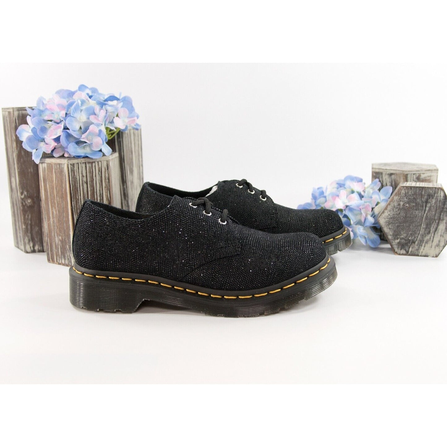 Dr. Martens Glitter Ray Black Leather Oxford Lace Up Shoes Size 6 NIB