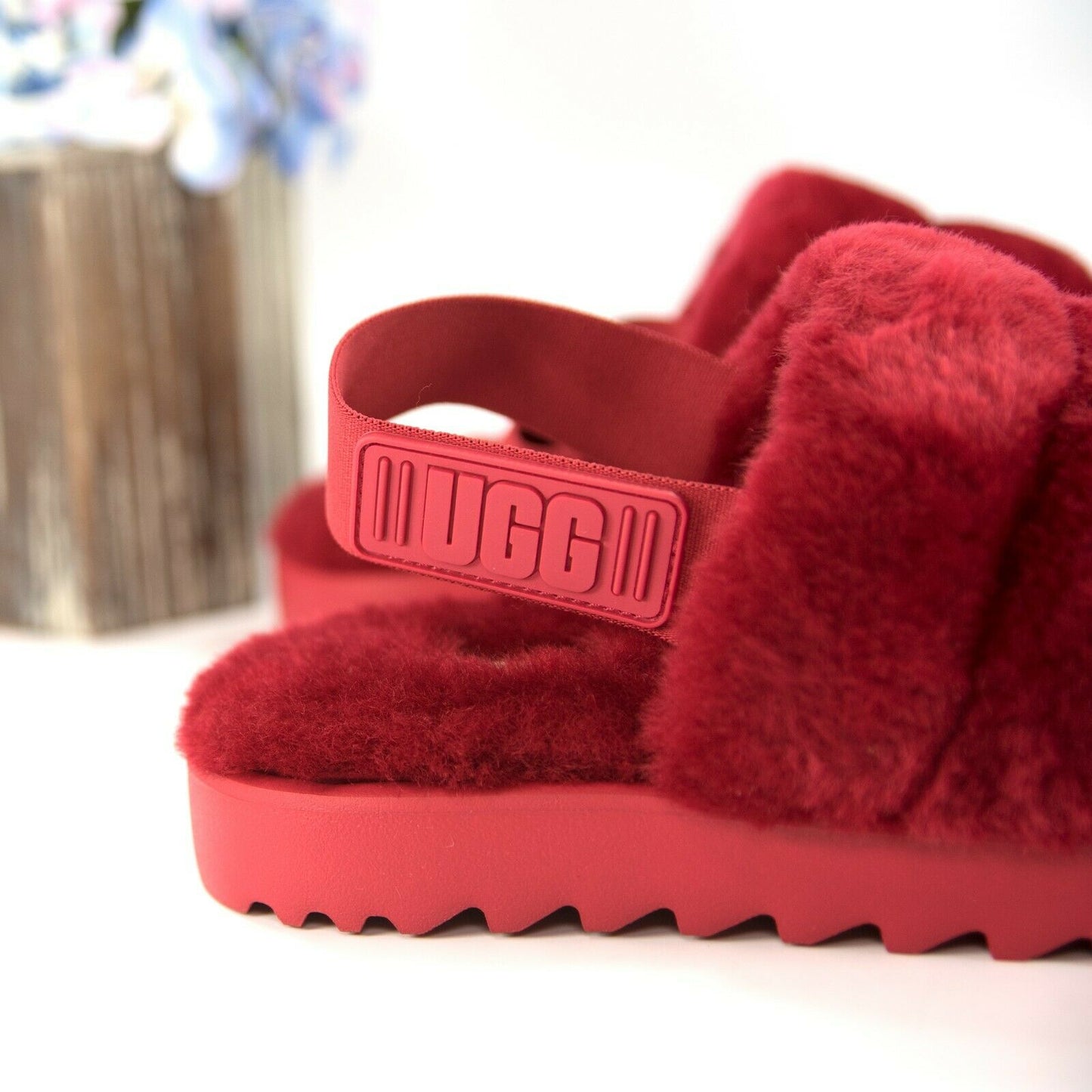 UGG Fluff Oh Yea Robe Red Sheepskin Fur Slippers Slides Sandals Size 6 NIB