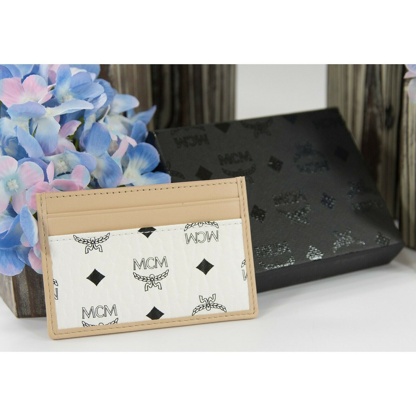 MCM Monogram Spot Viseto White Natural Leather Card Case Holder NWT