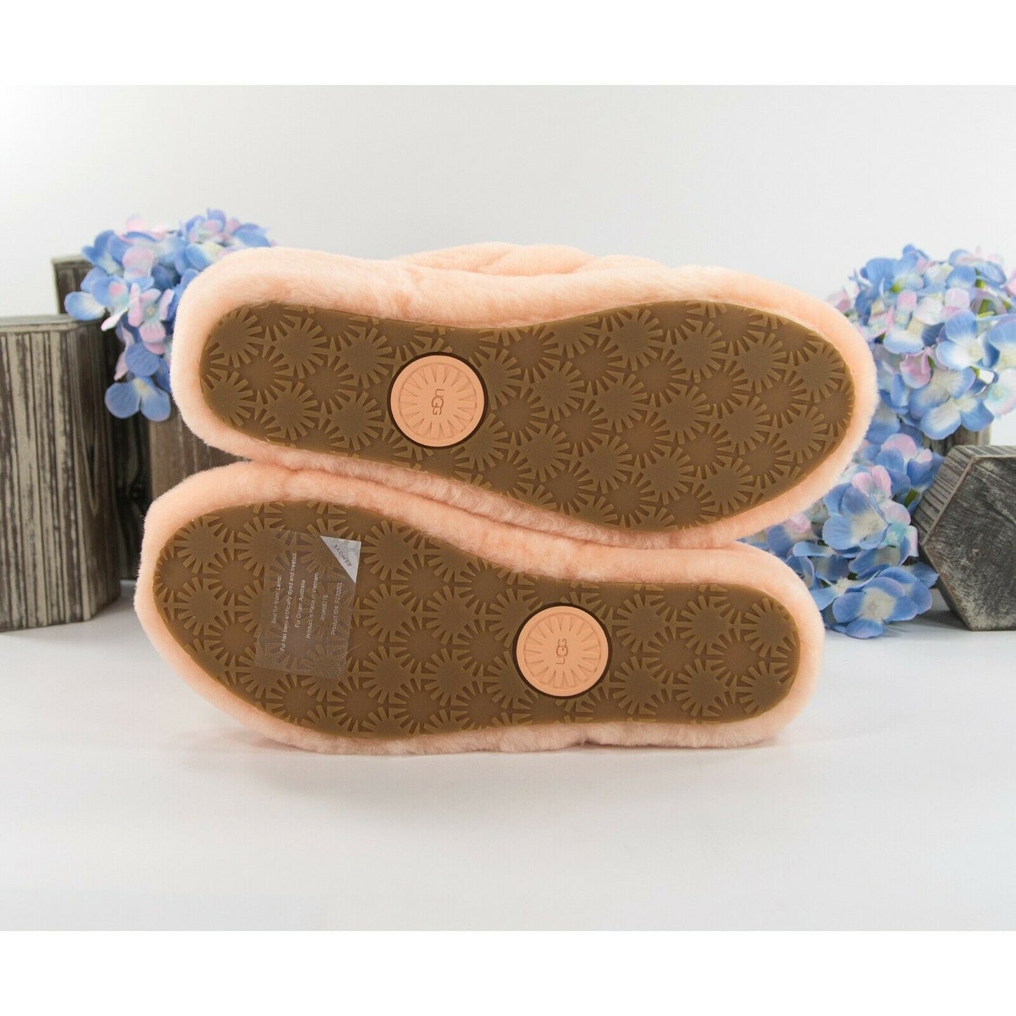 UGG Fluff Yea Peach Sheepskin Fur Slippers Slides Sandals Size 8 NIB