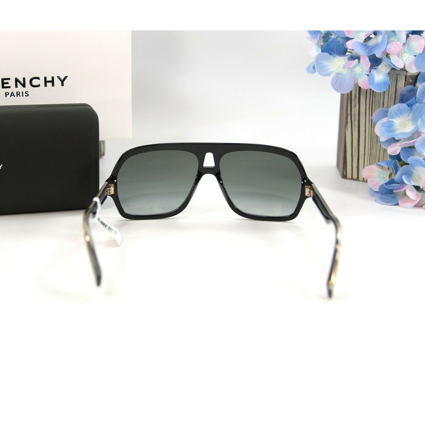 Givenchy GV8079O Black Gold Oversize Acrylic Logo Sunglasses NWT Case