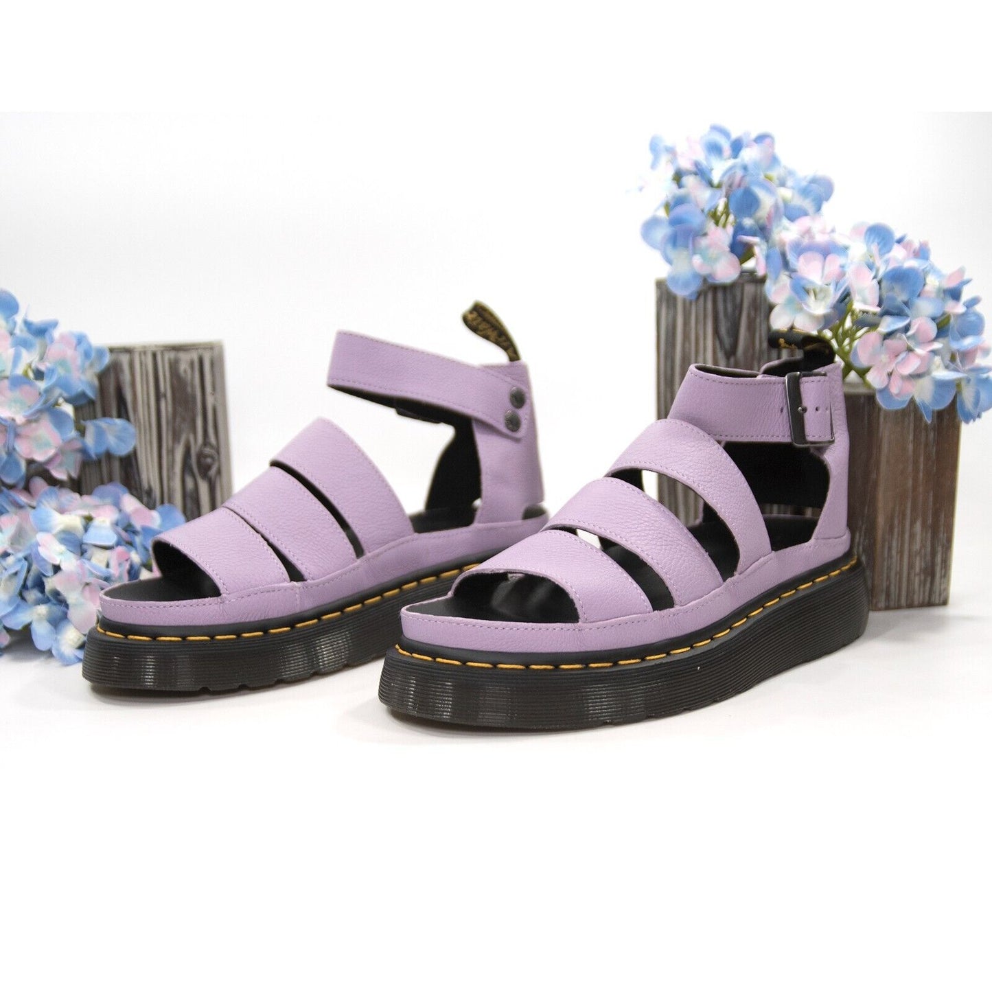 Dr. Martens Lilac Leather Clarissa 2 Quad Gladiator Sandal Shoes Size 9 NIB