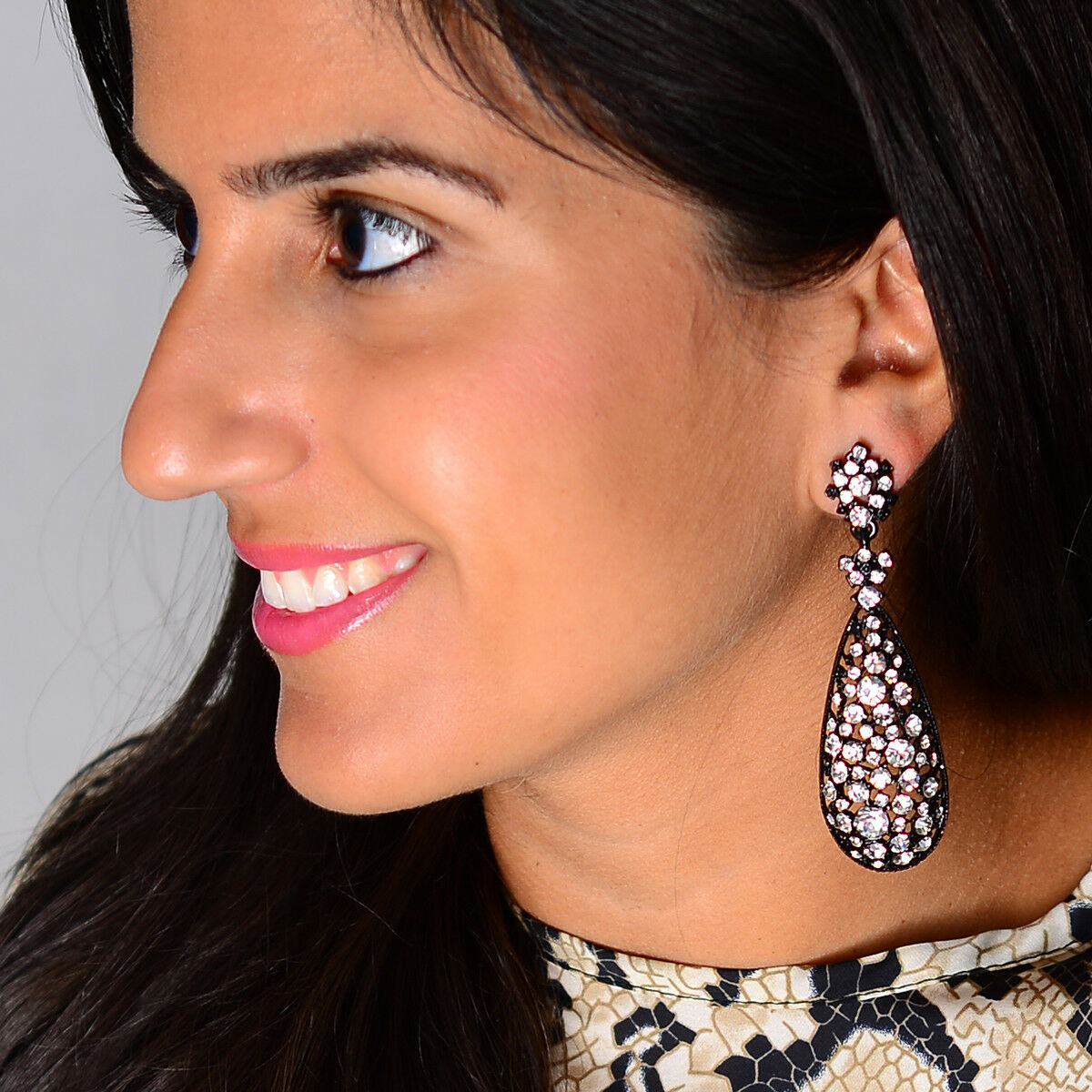 Amrita Singh Eloise Crystal Black Enamel Large Statement Earrings ERC 54 NWT