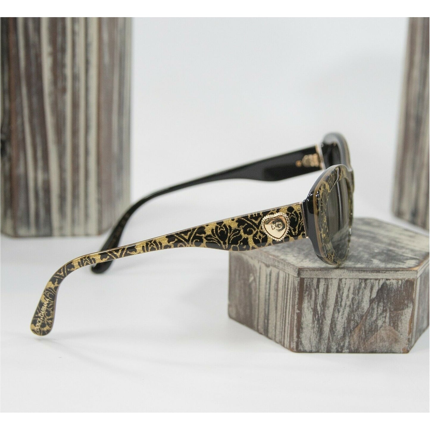 Dolce & Gabbana Black Gold Scroll Slim Cateye Logo Acrylic Sunglasses NWT Case